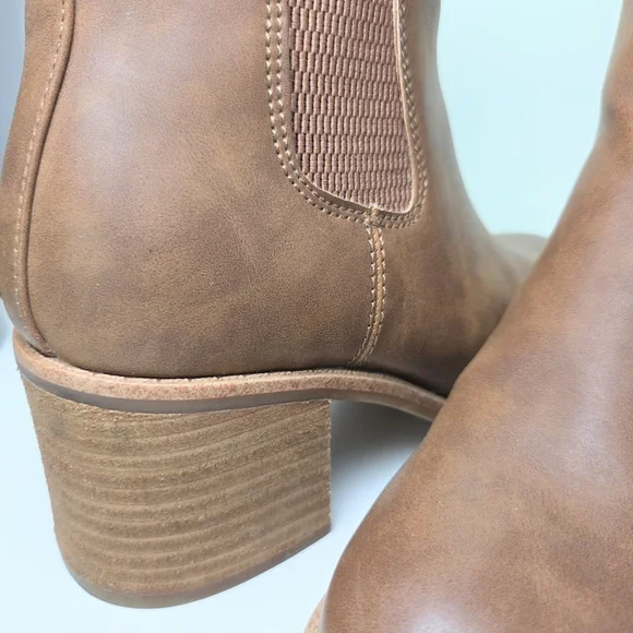 B.O.C. Finn Tan Caramel Faux Leather Chelsea Bootie Zip Stacked Block Heel W 6 - Picture 14 of 16